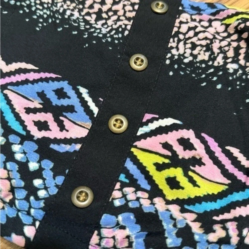 Band of Gypsies Tribal Geometric Print Button Front Smocked Crop Top‎ Small
